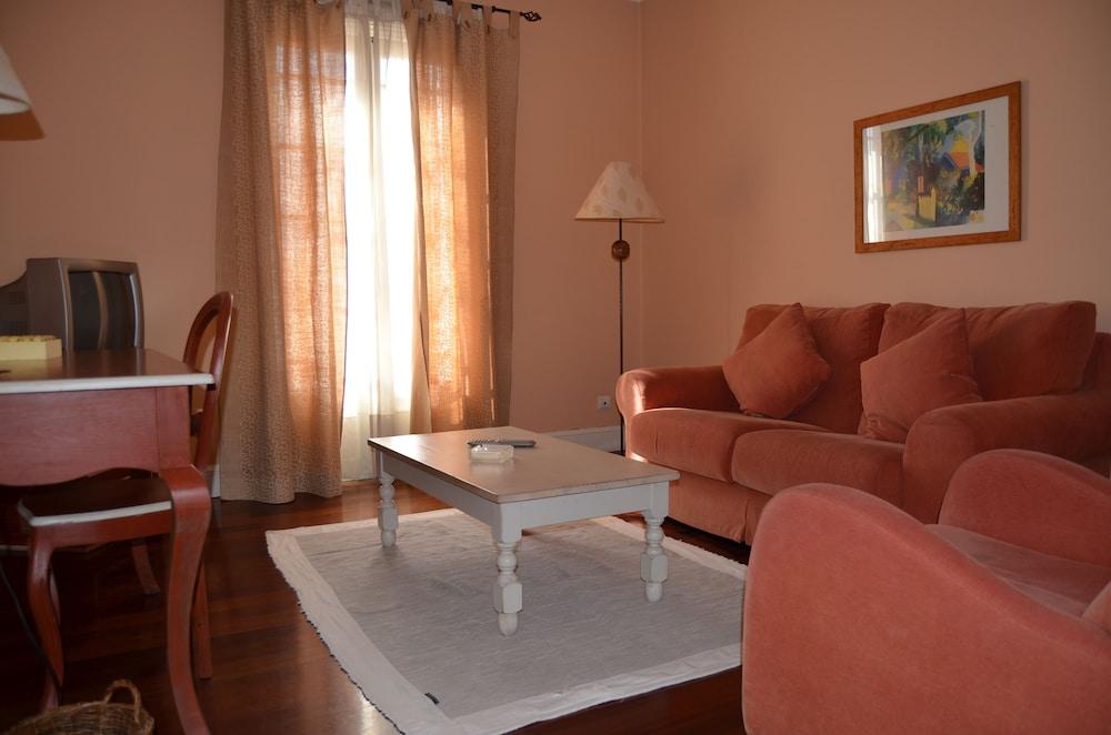 Residencial Mariazinha By Petit Hotels ฟุงชาล ภายนอก รูปภาพ