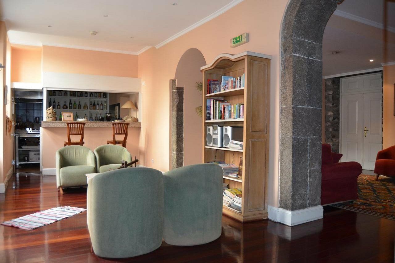 Residencial Mariazinha By Petit Hotels ฟุงชาล ภายนอก รูปภาพ